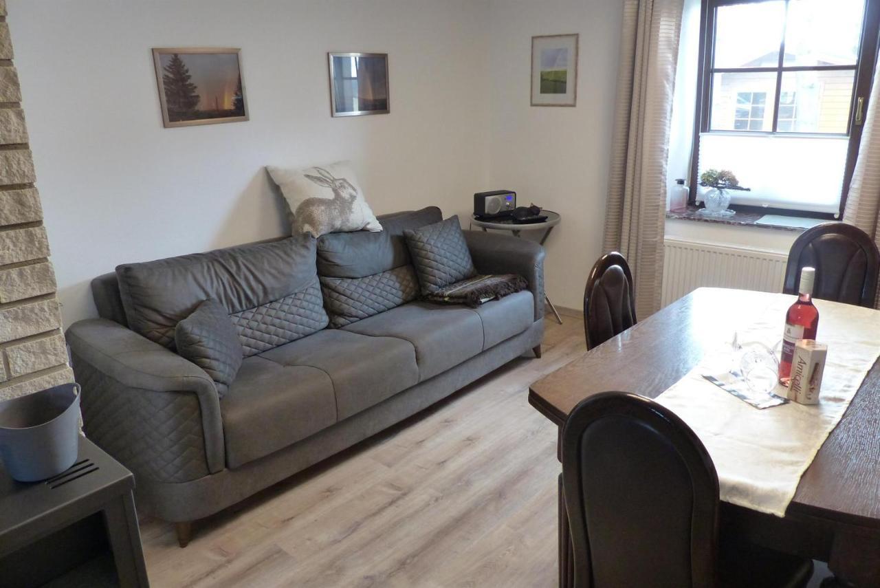 Ferienwohnung Huegelhaus Plütscheid 外观 照片