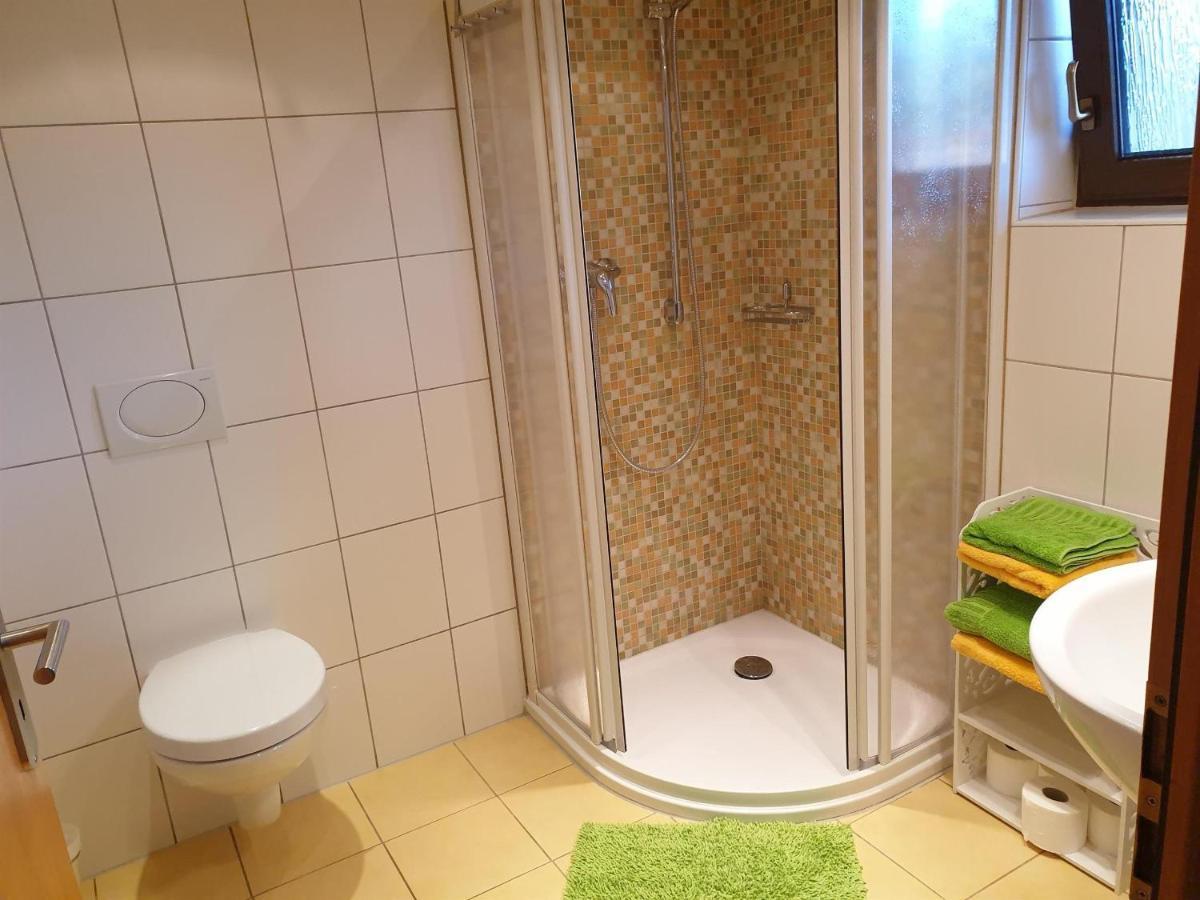 Ferienwohnung Huegelhaus Plütscheid 外观 照片