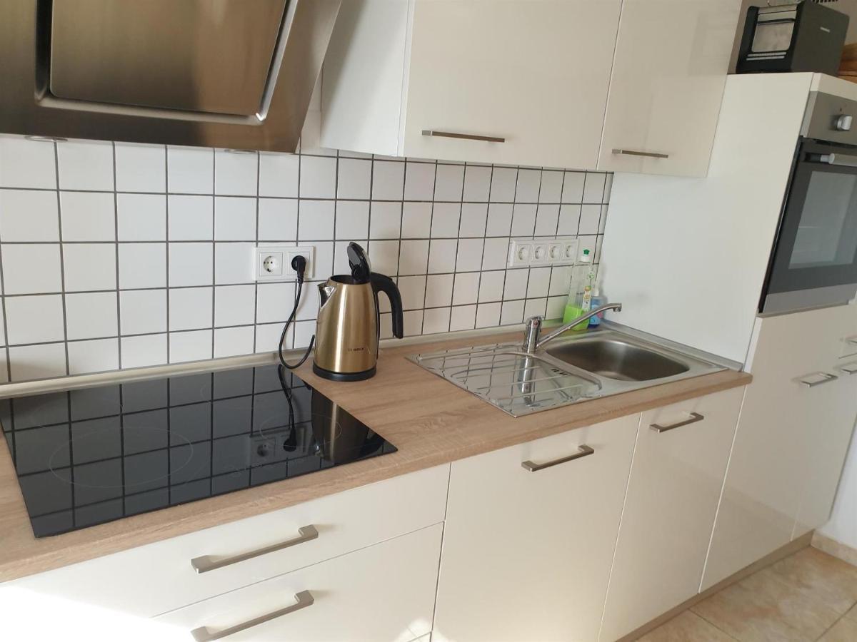 Ferienwohnung Huegelhaus Plütscheid 外观 照片