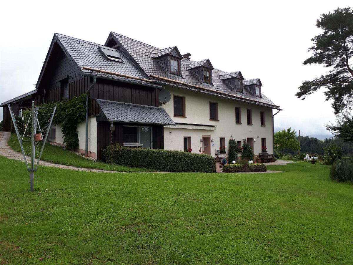 Ferienwohnung Huegelhaus Plütscheid 外观 照片