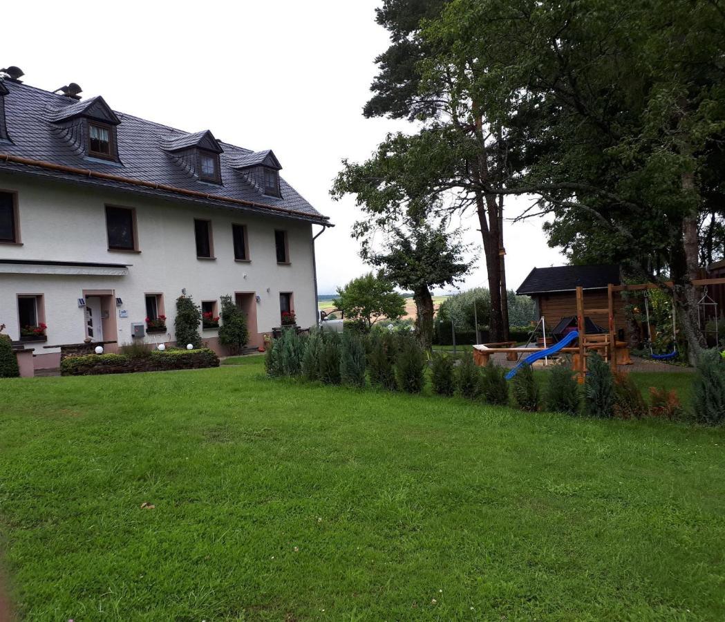 Ferienwohnung Huegelhaus Plütscheid 外观 照片